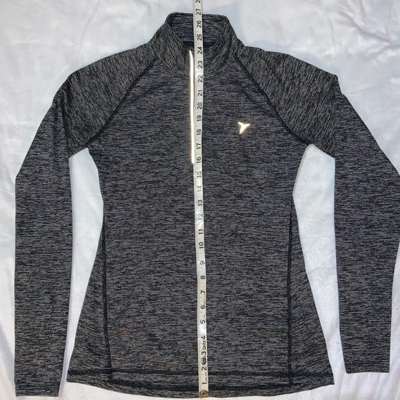 Old Navy Women’s XS Long Sleeve Quarterzip - Picture 2 of 4